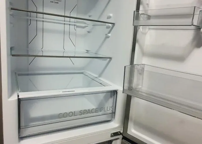 Sablettes Sea View مينتون