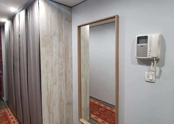 Sablettes Sea View * مينتون