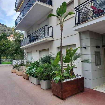 Sablettes Sea View *