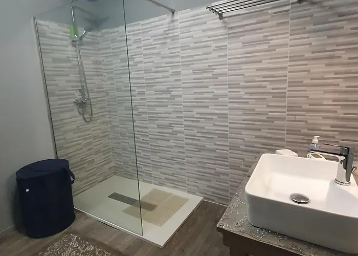 Sablettes Sea View 아파트 *