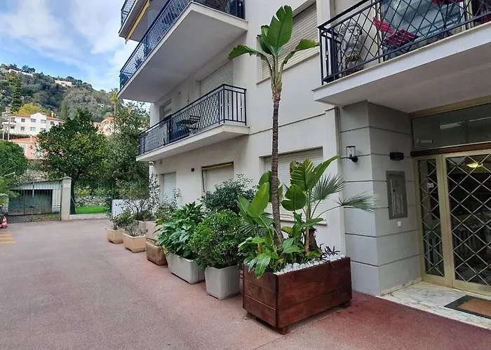 Sablettes Sea View *